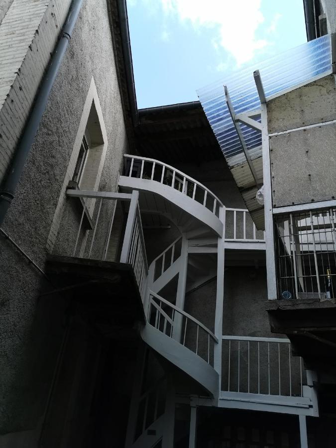 Un Appartement Qui A Du Chien Épernay Dış mekan fotoğraf
